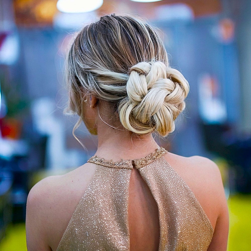 25 Prettiest Prom Updos for Long Hair for 2025
