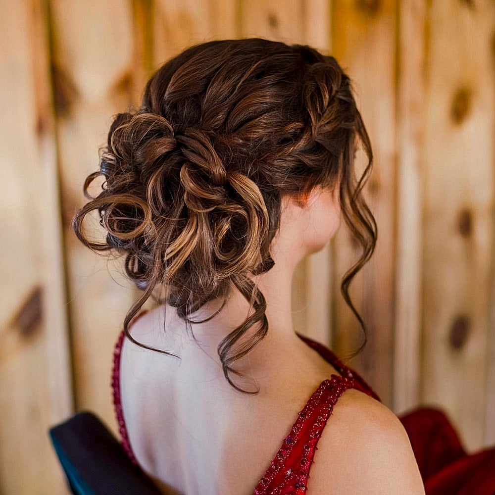 25 Prettiest Prom Updos for Long Hair for 2025