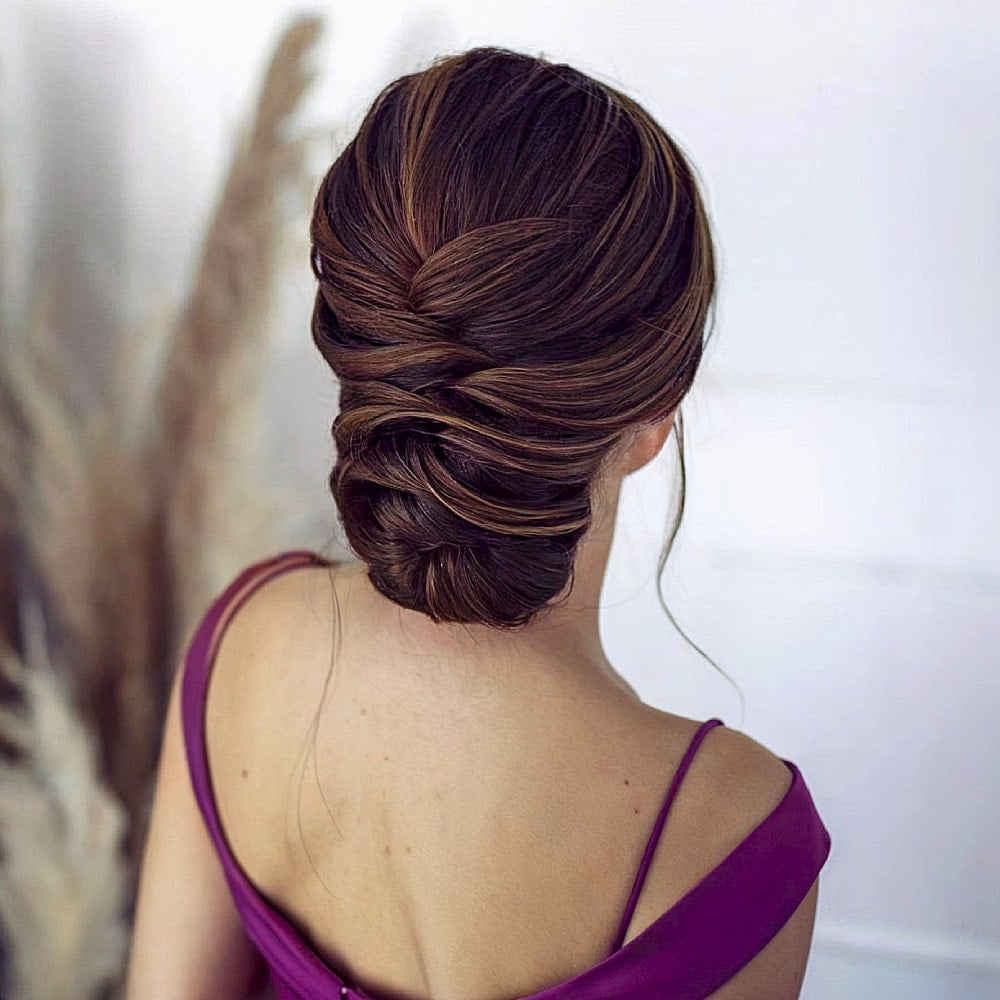 25 Prettiest Prom Updos for Long Hair for 2025