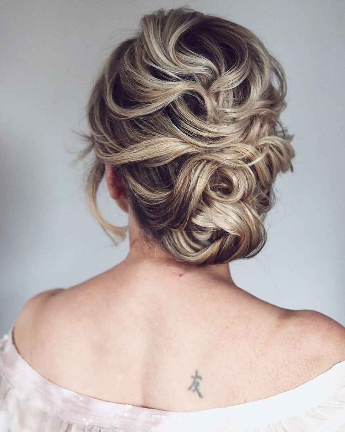 32 Cute & Easy Updos for Short Hair for Special Occasions