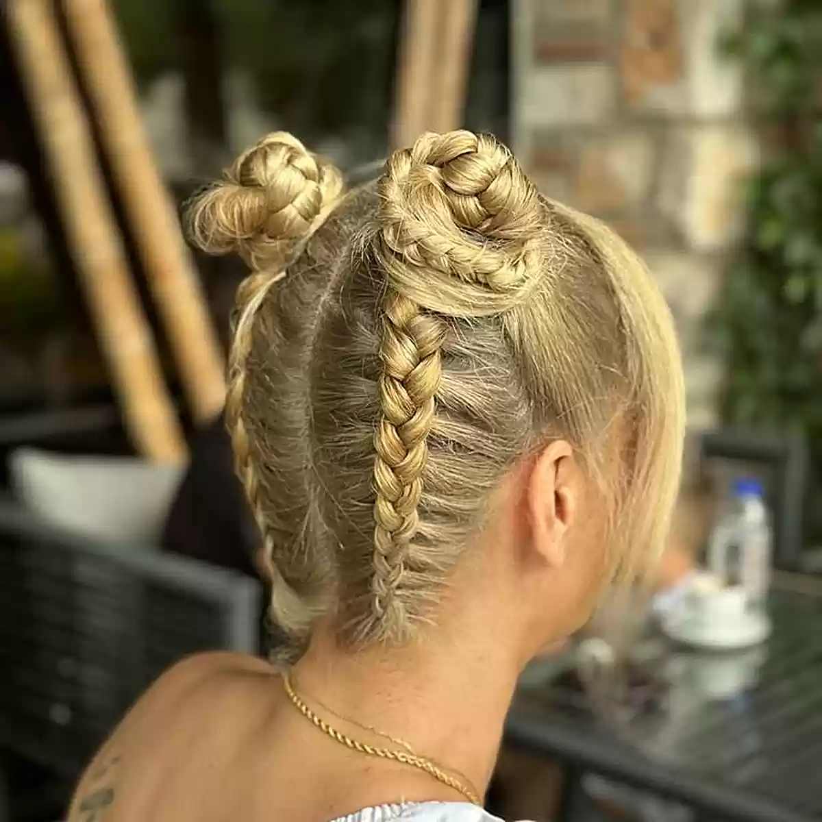 32 Cute & Easy Updos for Short Hair for Special Occasions