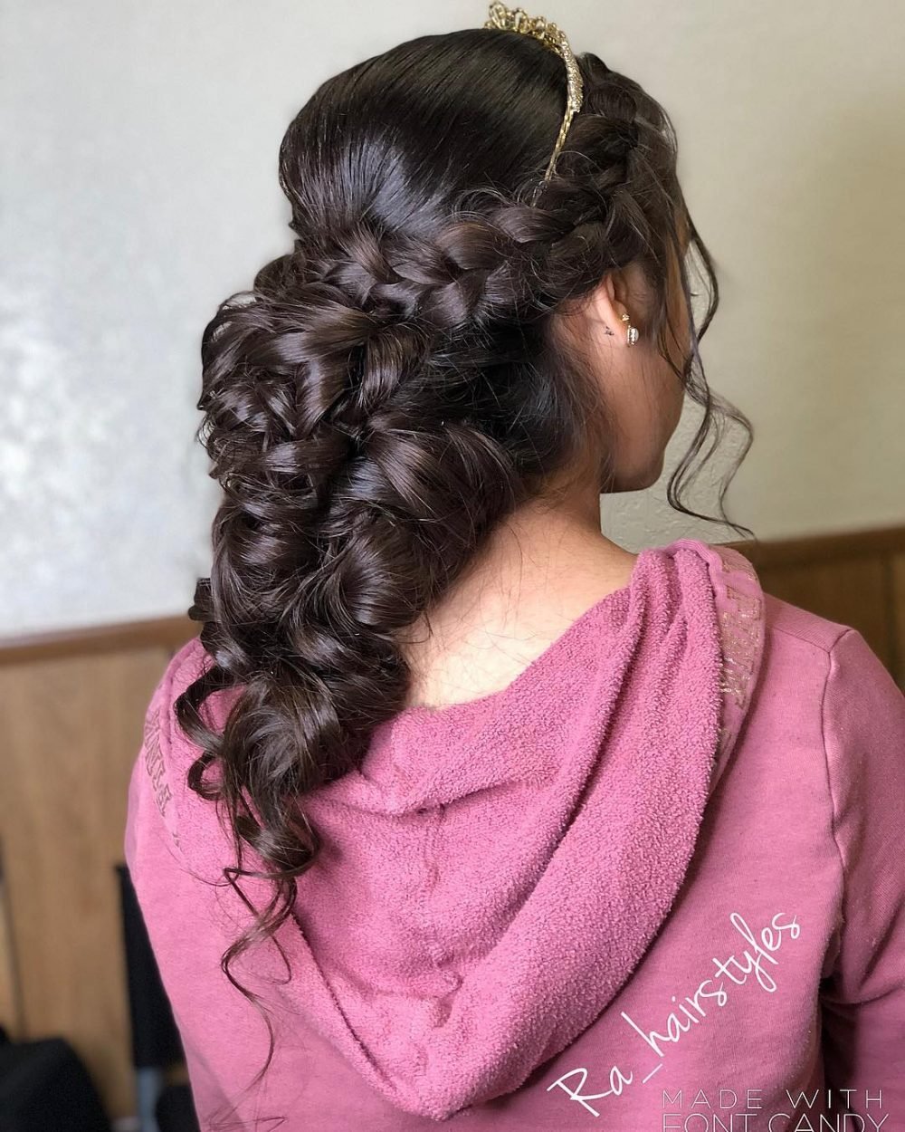22 Quinceanera Hairstyle Ideas for Her Special Day
