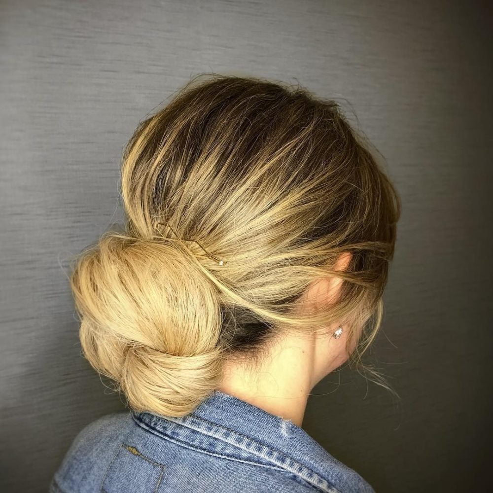 33 Super Easy Updos for Beginners to Try in 2025