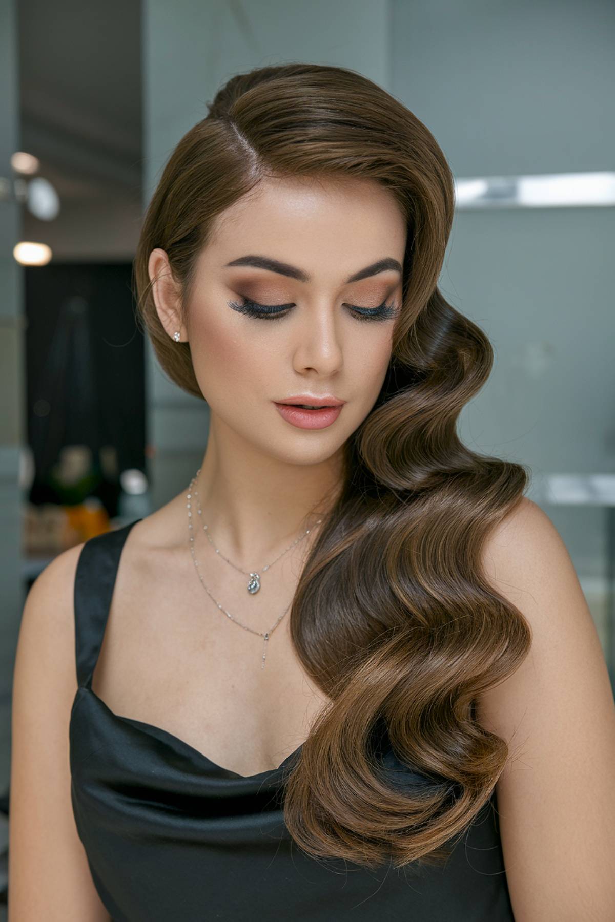 15+ Glam Hairstyles to Make You Feel Red Carpet-Ready in 2025
