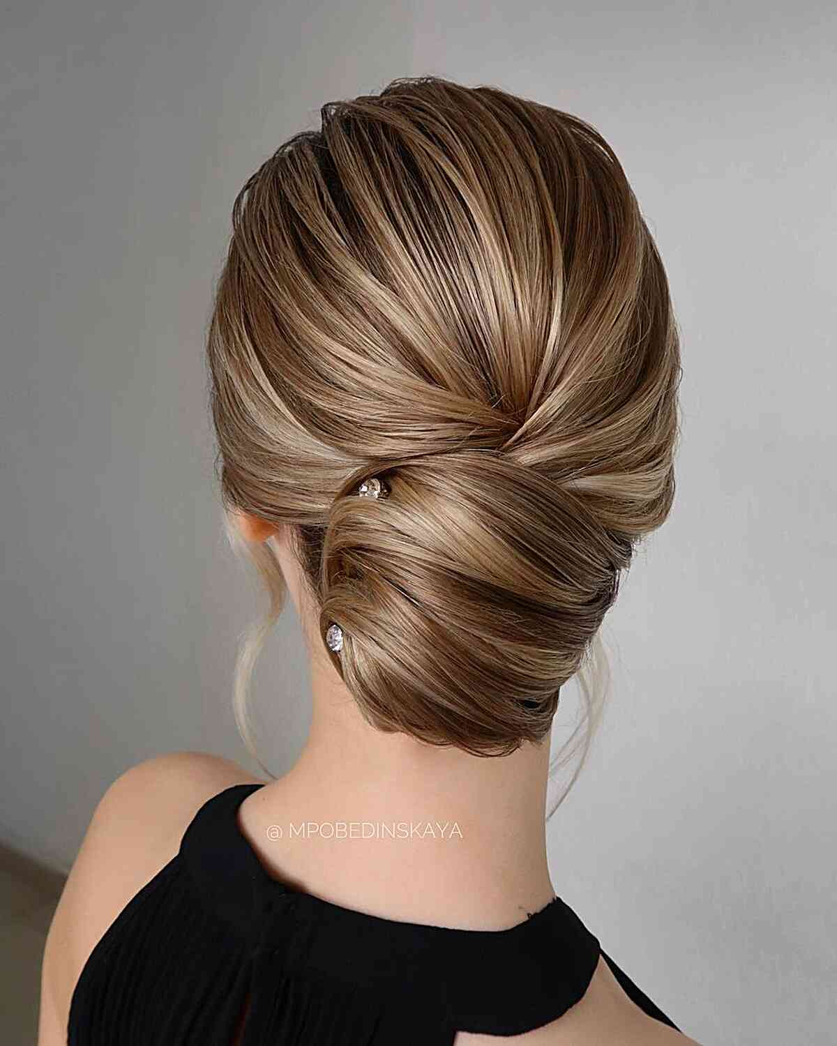 25 Easy & Cute Updos for Medium Hair