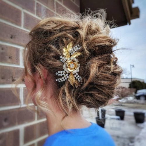 33 Easy & Cute Curly Hair Updos in Trending in 2025