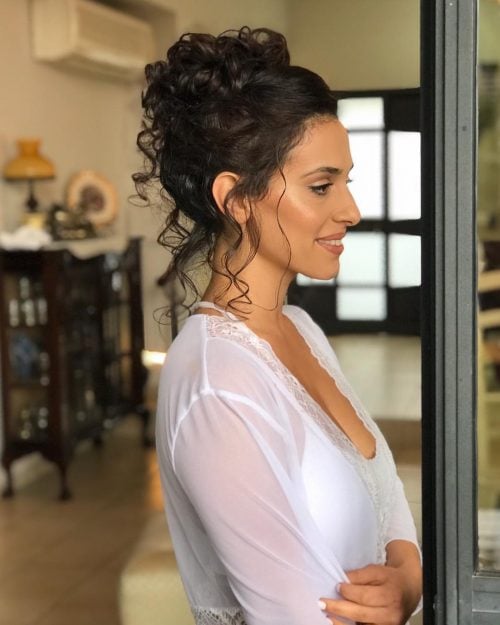 33 Easy & Cute Curly Hair Updos in Trending in 2025