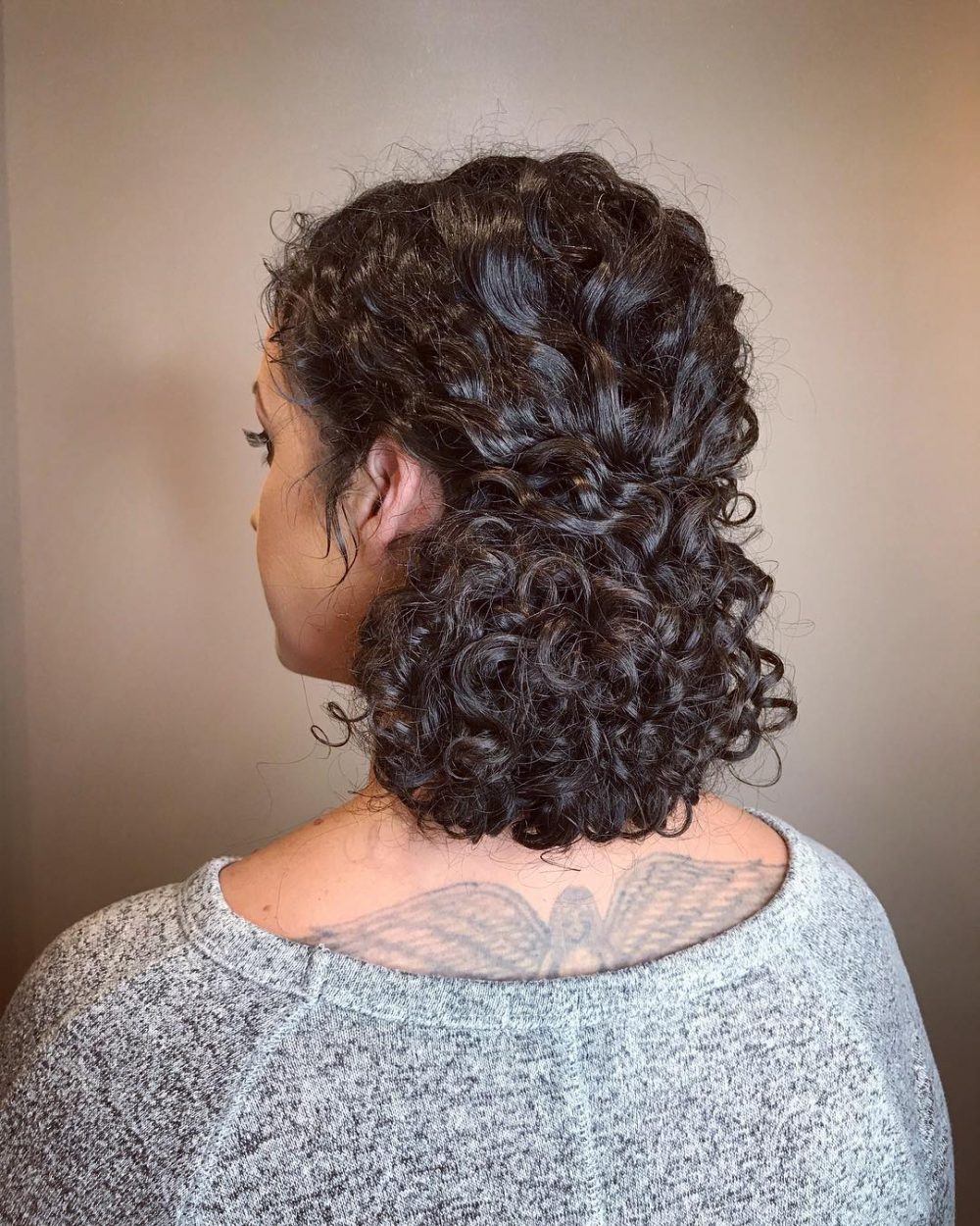 33 Easy & Cute Curly Hair Updos in Trending in 2025