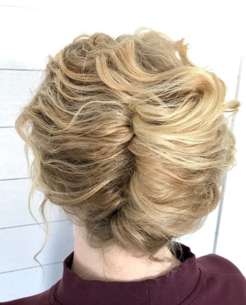 33 Easy & Cute Curly Hair Updos in Trending in 2025