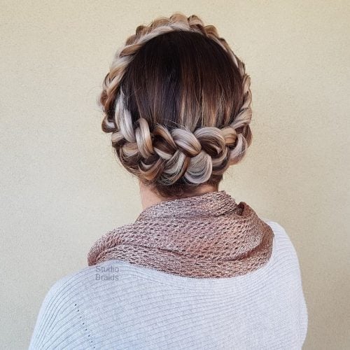 Updos for Long Hair – Cute &amp; Easy Updos for 2025