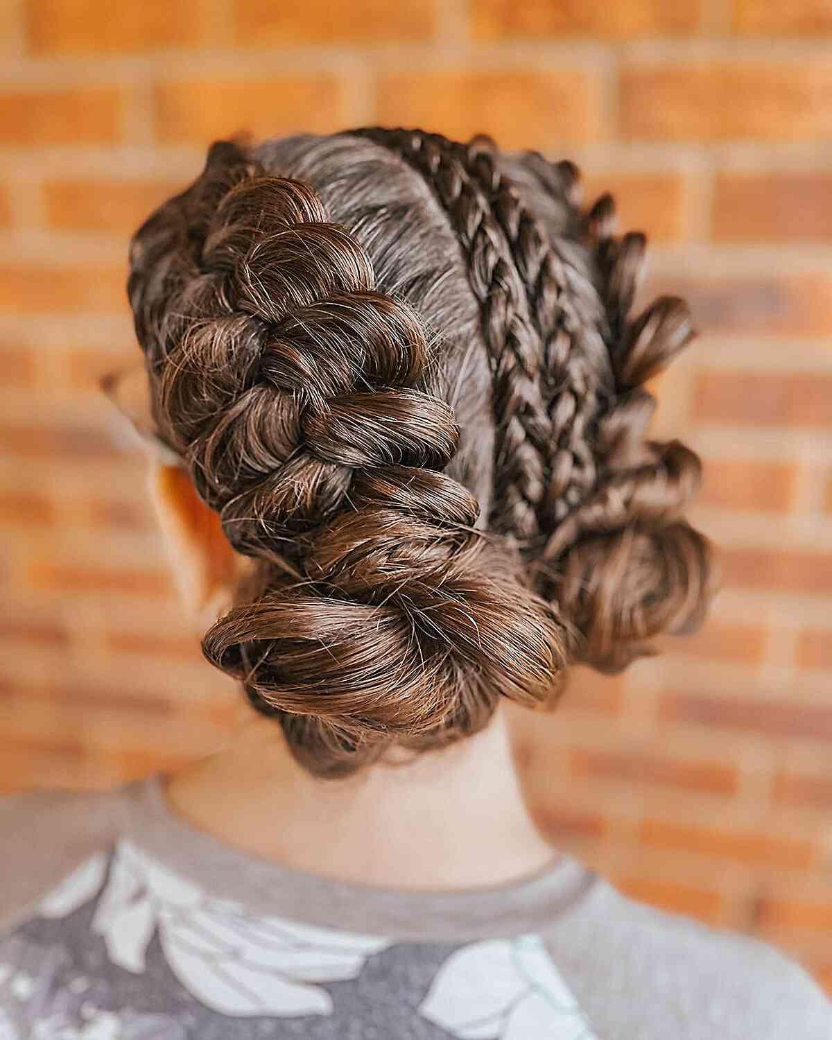Updos for Long Hair – Cute &amp; Easy Updos for 2025