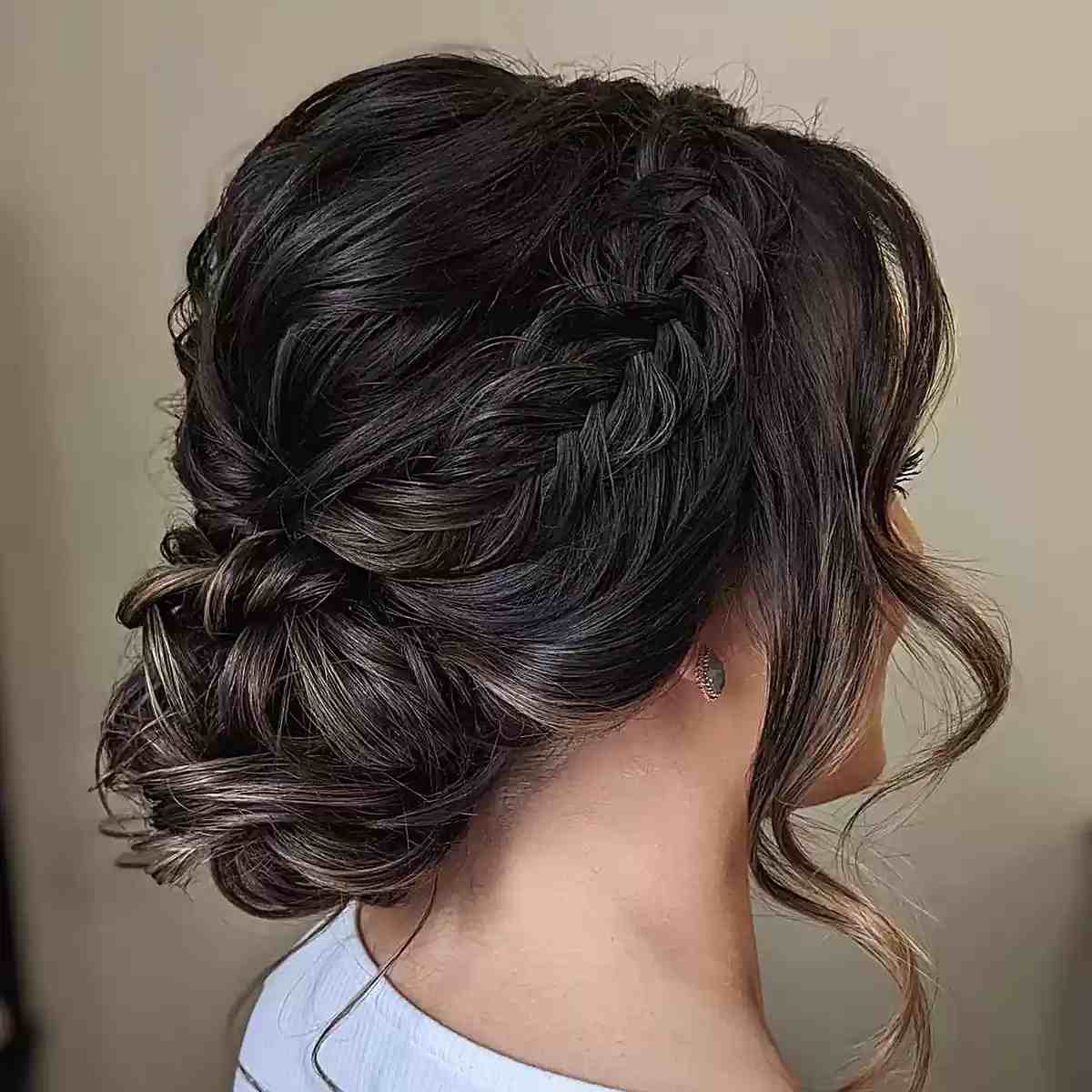 Updos for Long Hair – Cute &amp; Easy Updos for 2025