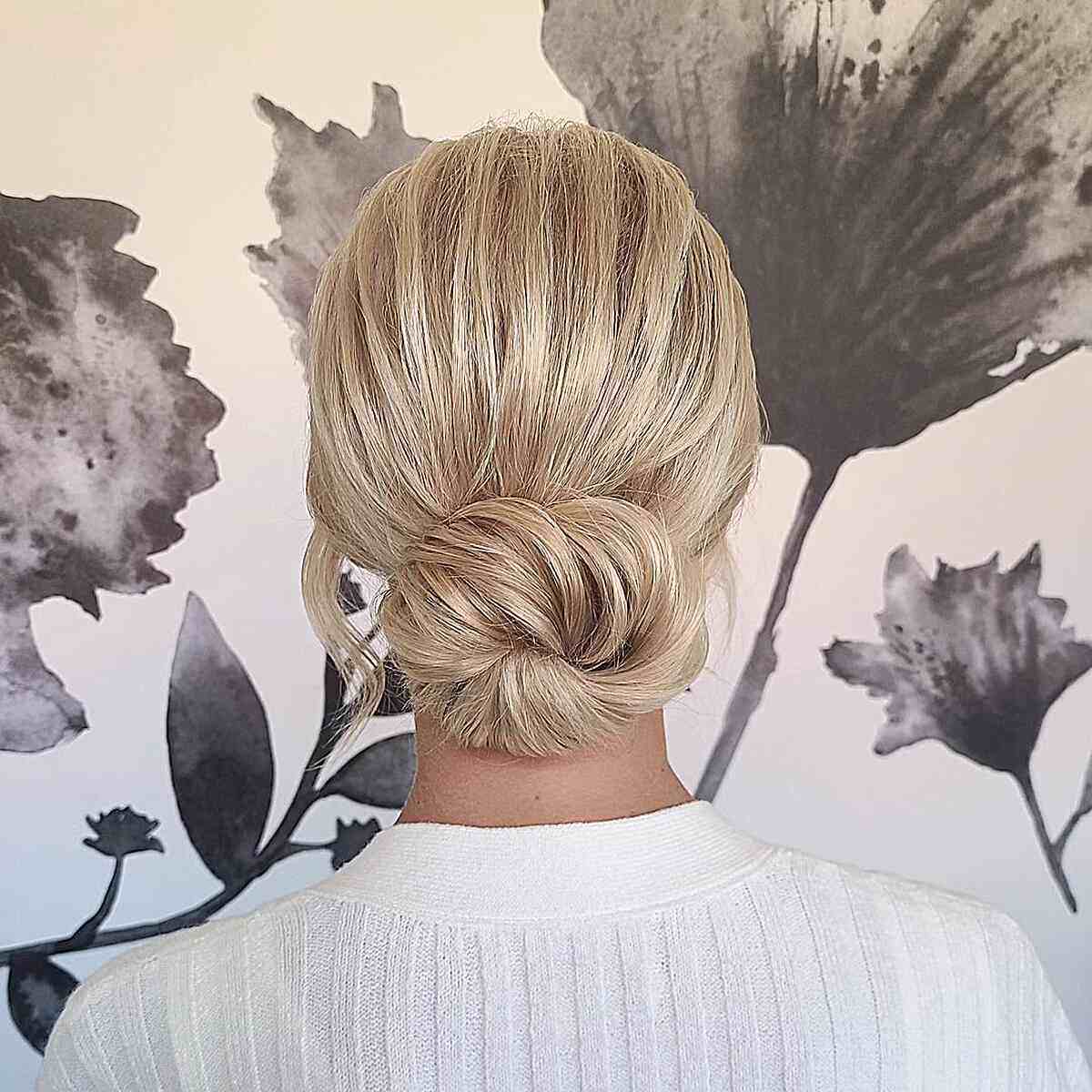 Updos for Long Hair – Cute &amp; Easy Updos for 2025