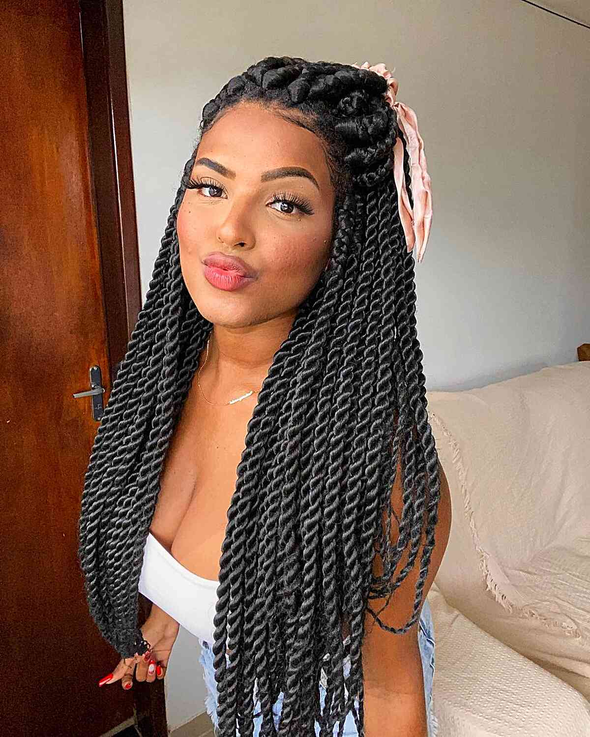 The 52 Hottest Twist Braid Styles Trending in 2025