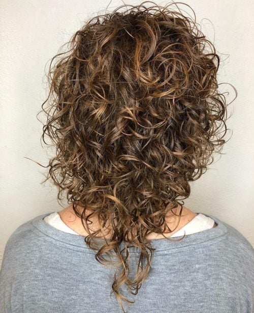 40 V-Cut on Long Hair Ideas for That Trendy V Shape Look