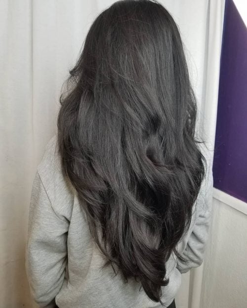 40 V-Cut on Long Hair Ideas for That Trendy V Shape Look