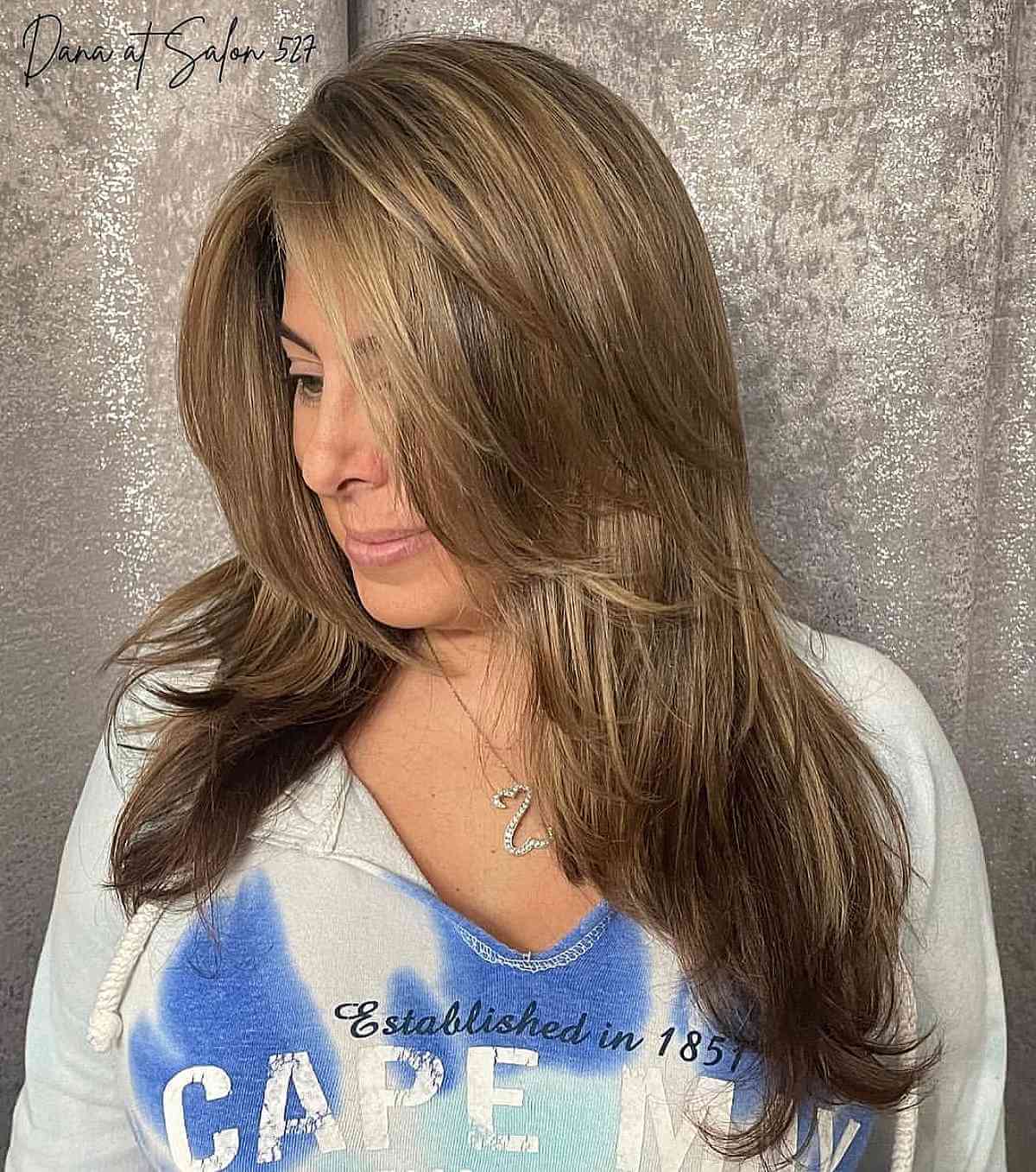 29 Most Flattering Long Hairstyles for Women Over 40