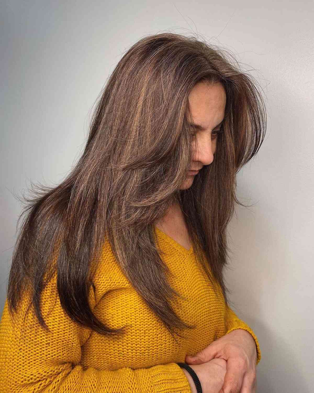 29 Most Flattering Long Hairstyles for Women Over 40