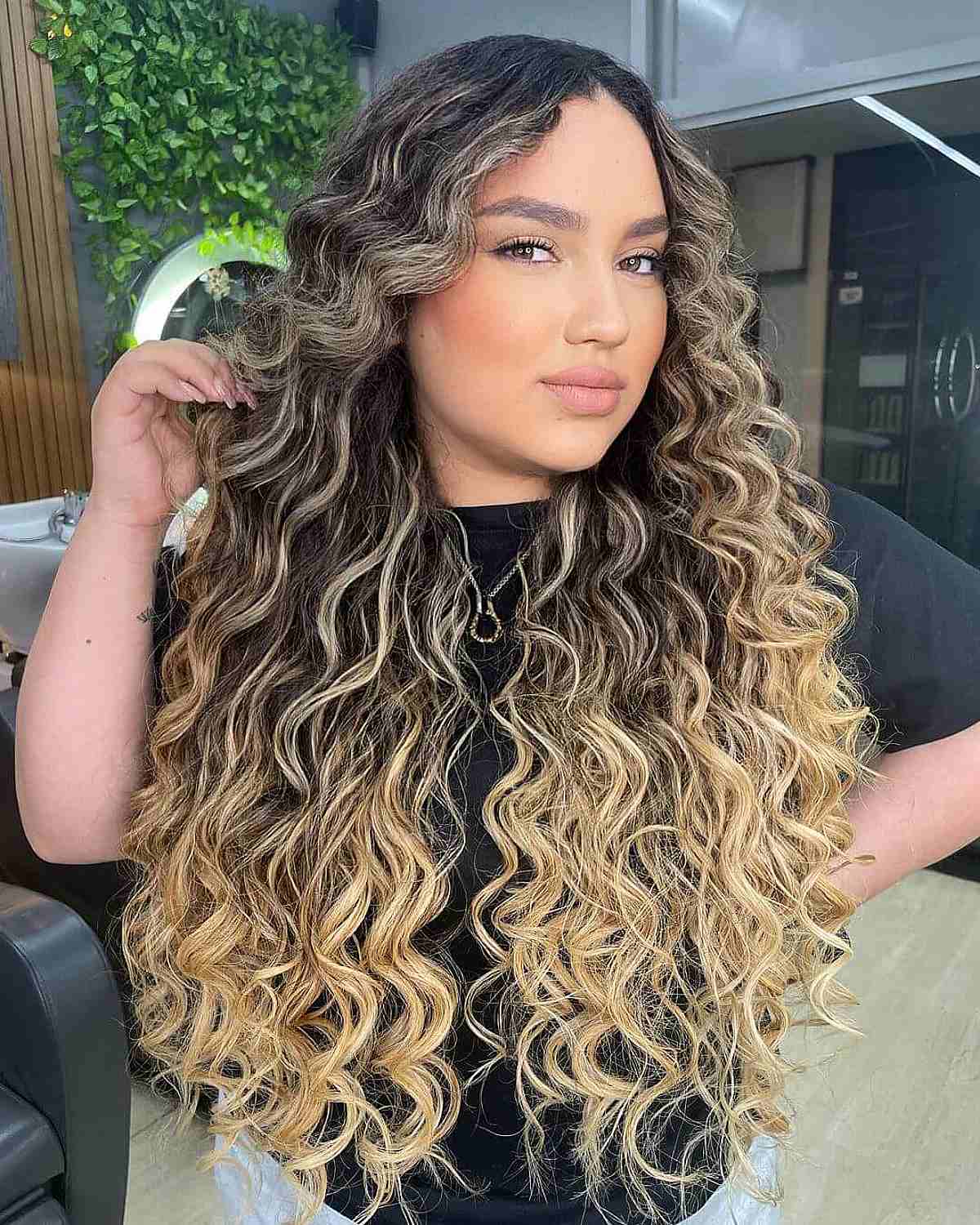61 Curly Hairstyles for Long Hair to Look Naturally Amazing