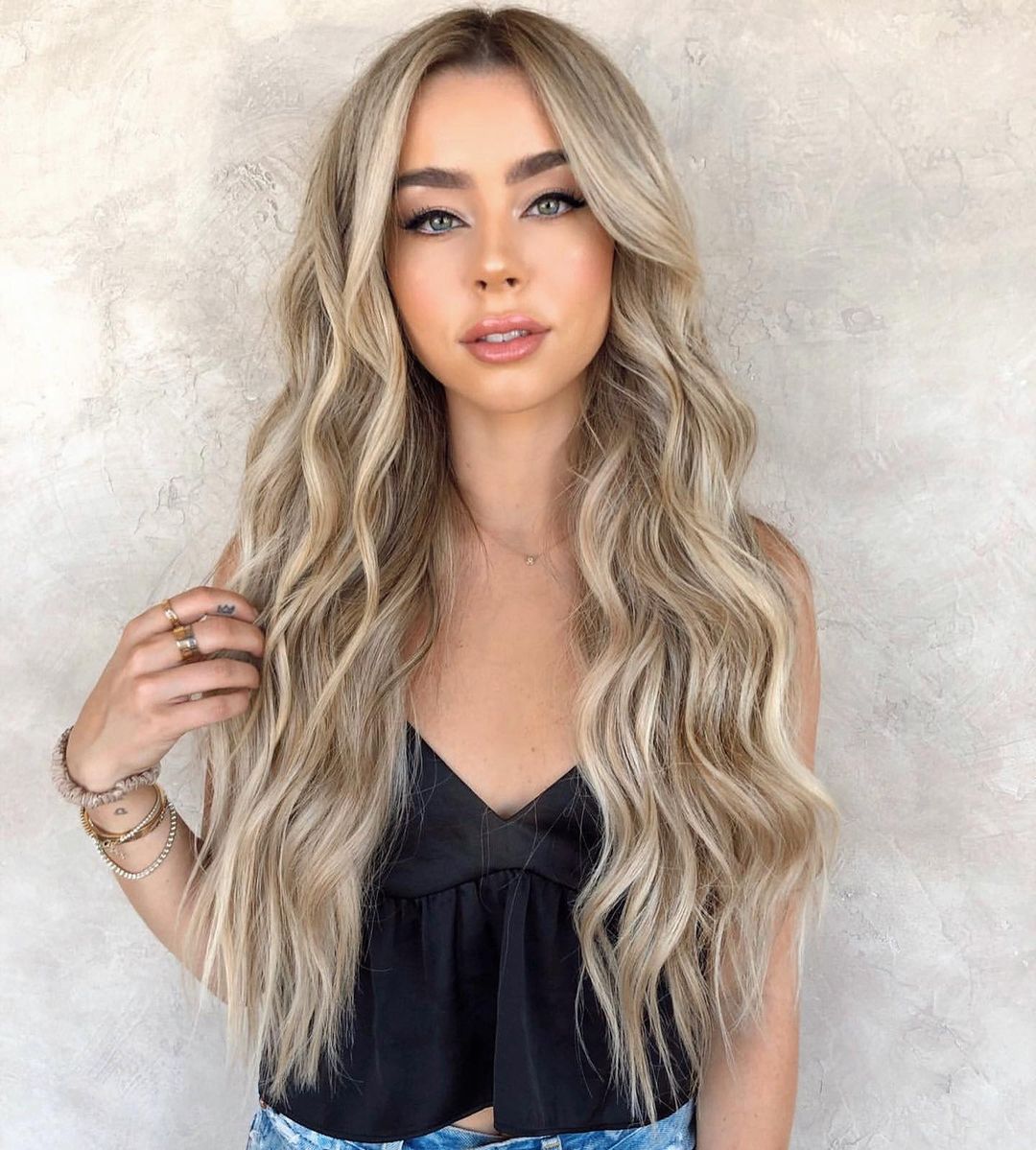 61 Curly Hairstyles for Long Hair to Look Naturally Amazing