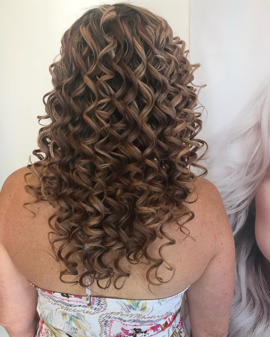 61 Curly Hairstyles for Long Hair to Look Naturally Amazing