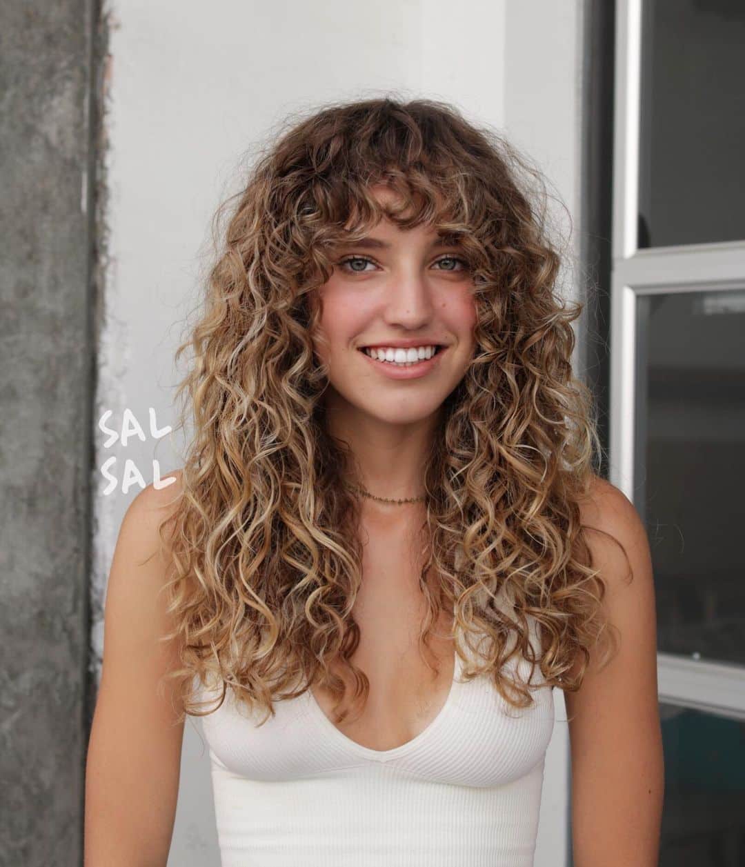 61 Curly Hairstyles for Long Hair to Look Naturally Amazing