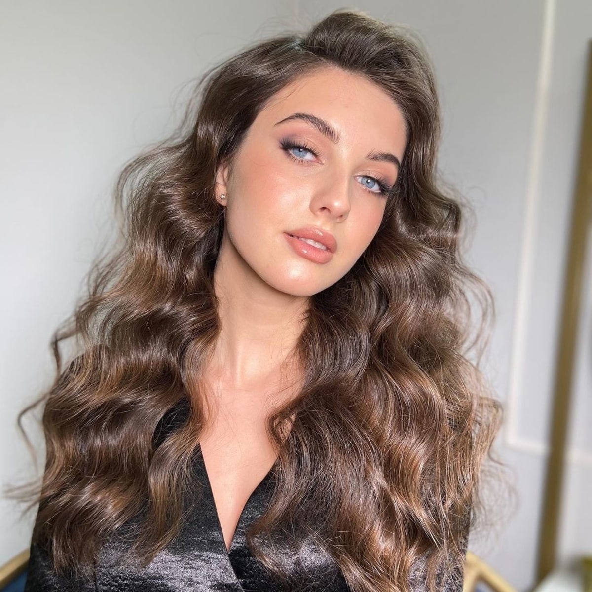 44 Volumizing Haircuts for Thin Long Hair (Before & After Makeovers)