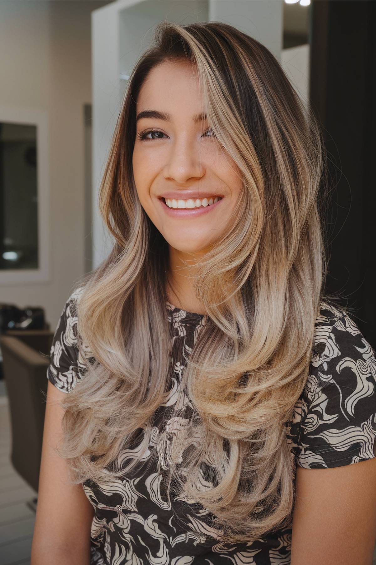 15+ Long Hairstyles with Side Parts You Have to See in 2025
