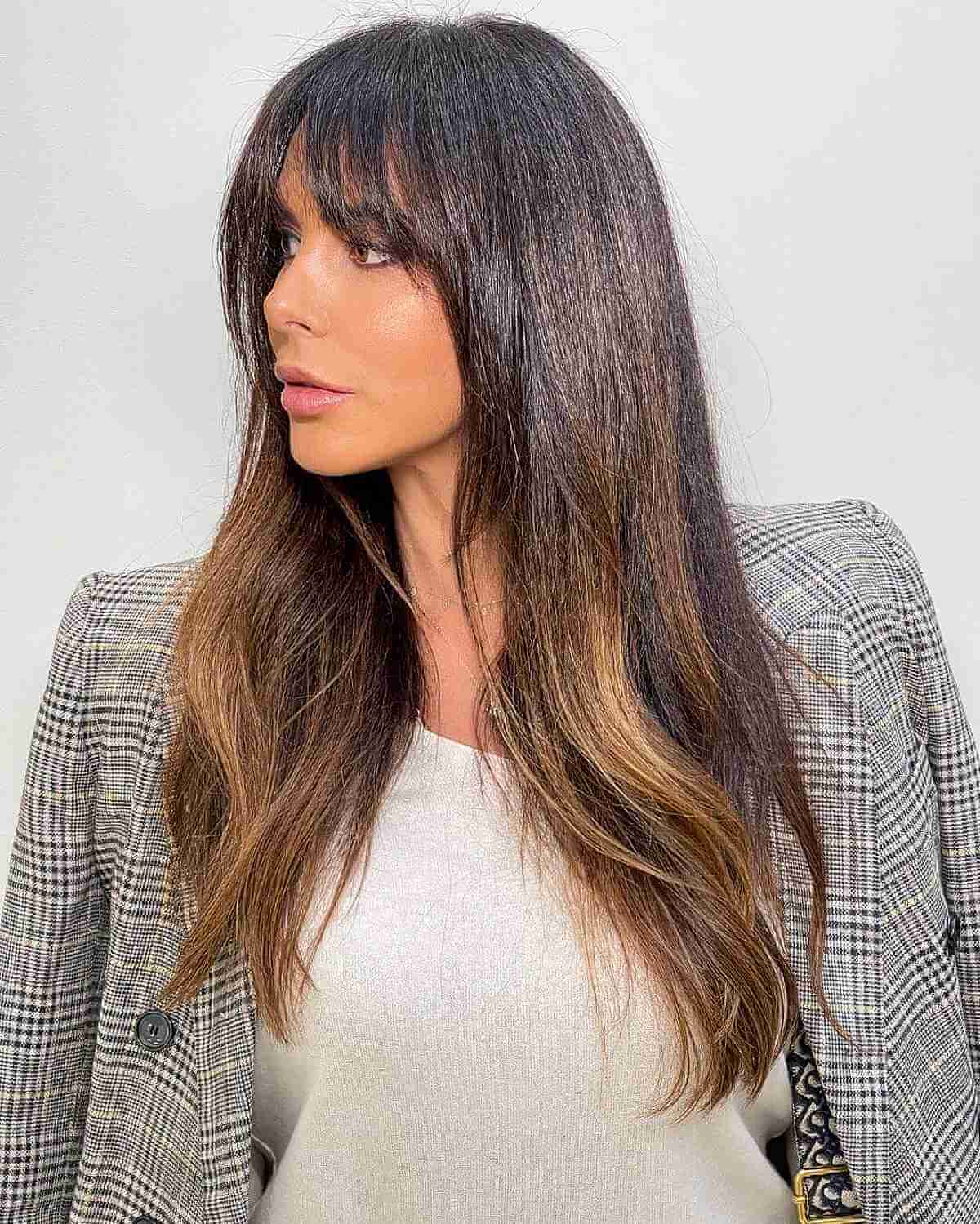 51 Easy Haircuts and Hairstyles for Long Straight Hair in 2025