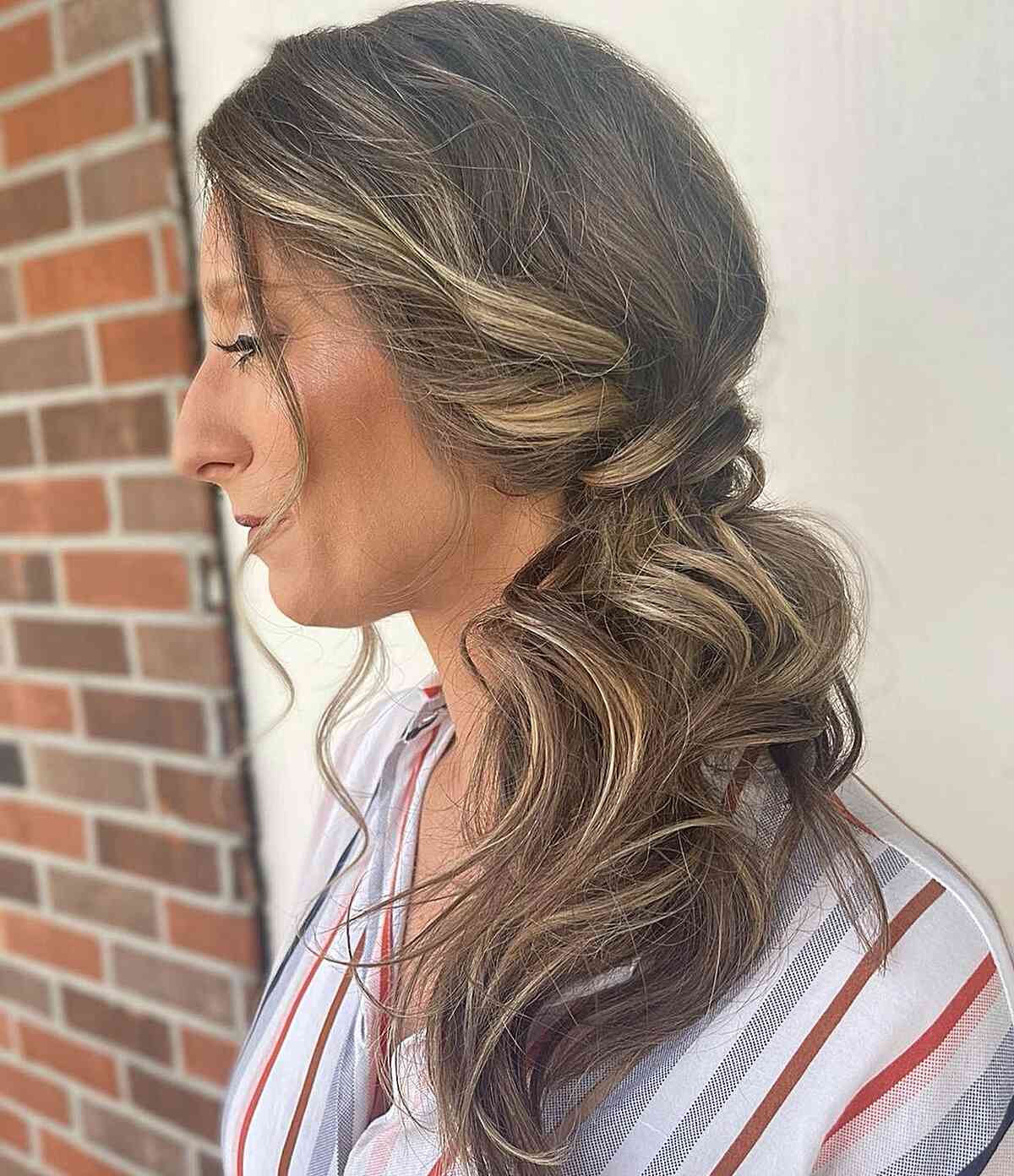 15 Cutest Side Ponytail Ideas for 2025 That You Need to See!
