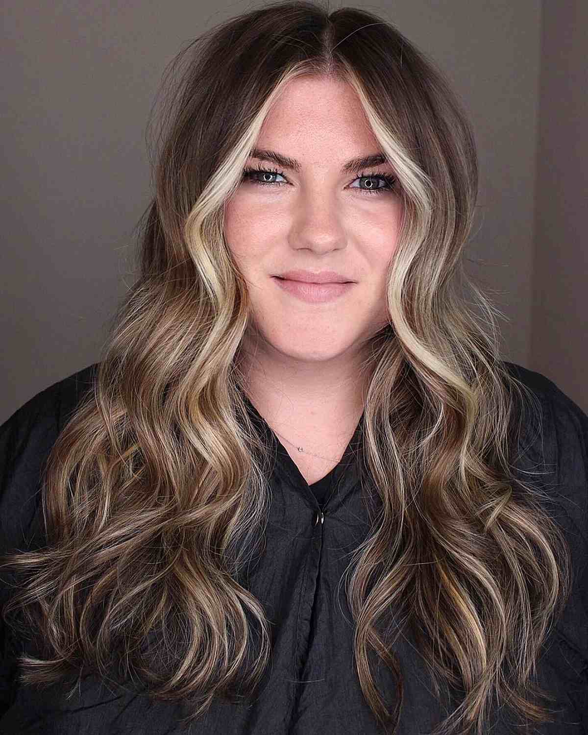 34 Most Flattering Long Hairstyles for Round Faces