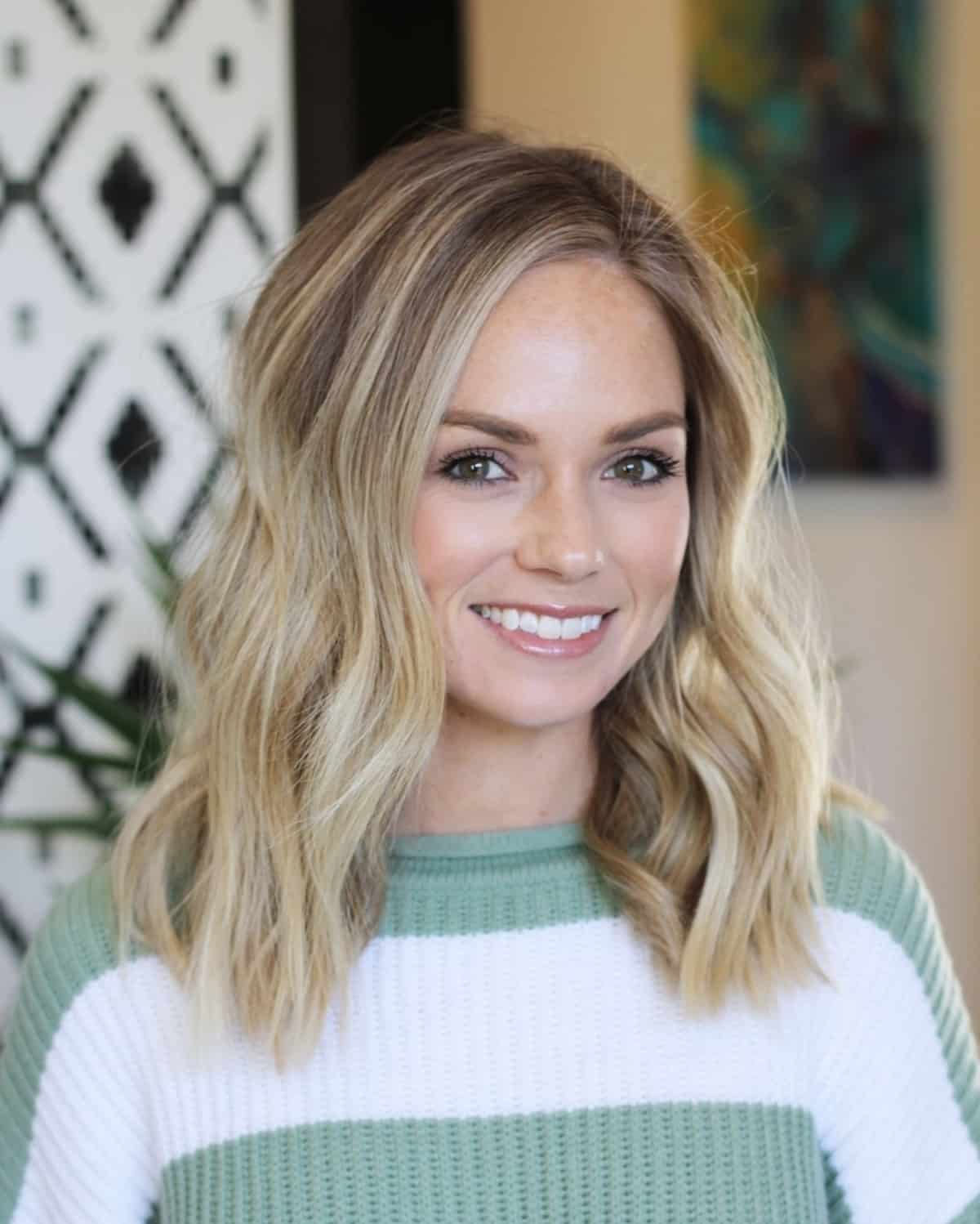 Medium Blonde Hair Color Ideas – 31 Trending Ideas for 2025