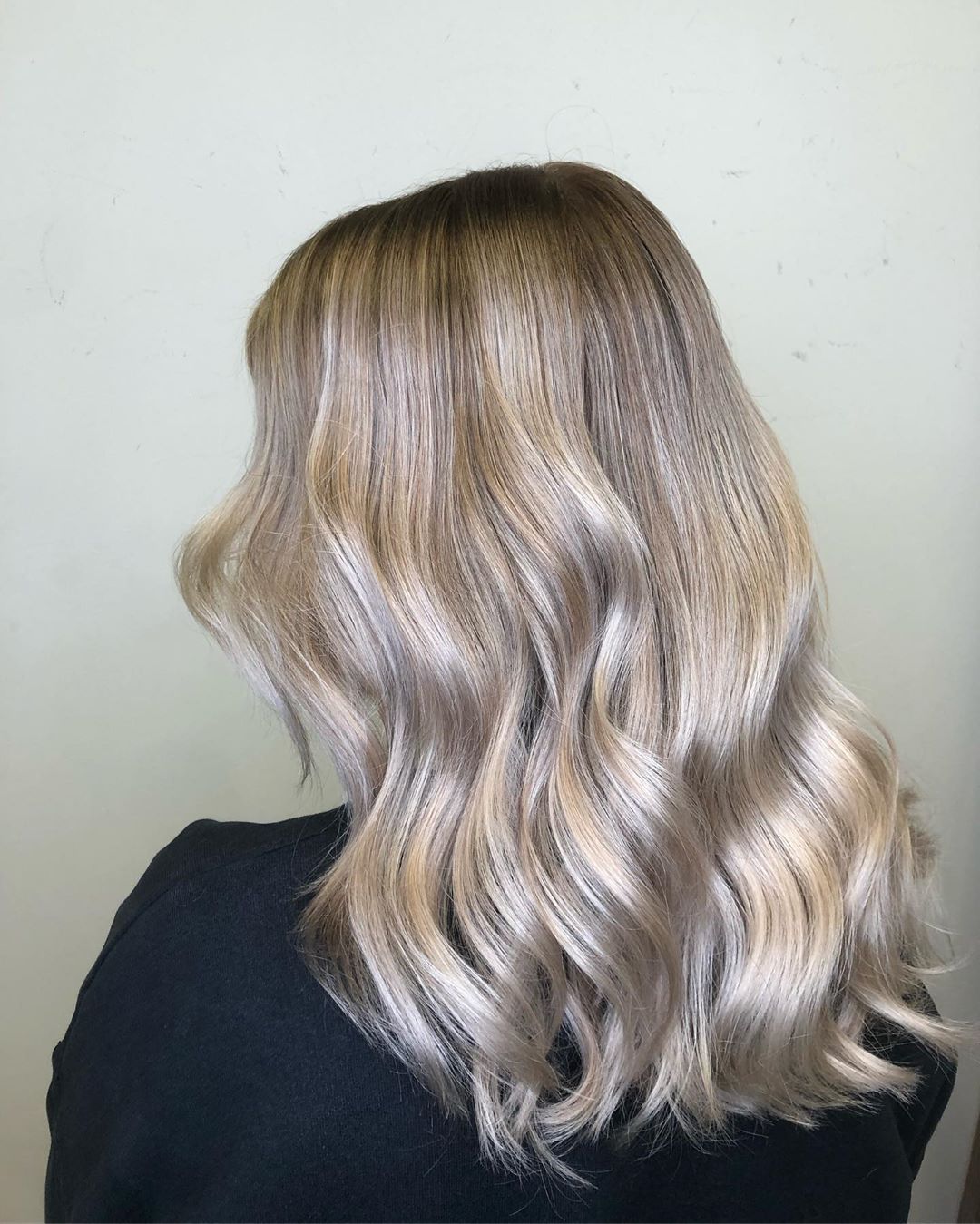 Medium Blonde Hair Color Ideas – 31 Trending Ideas for 2025