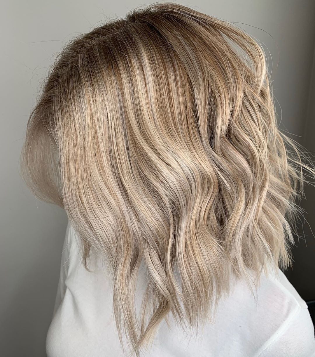 Medium Blonde Hair Color Ideas – 31 Trending Ideas for 2025