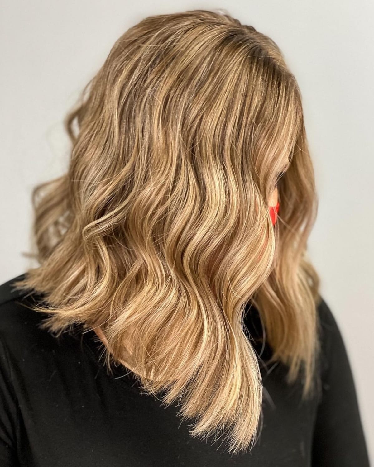 25 Best Medium Inverted Bob Haircut Ideas for Mid-Length Hair
