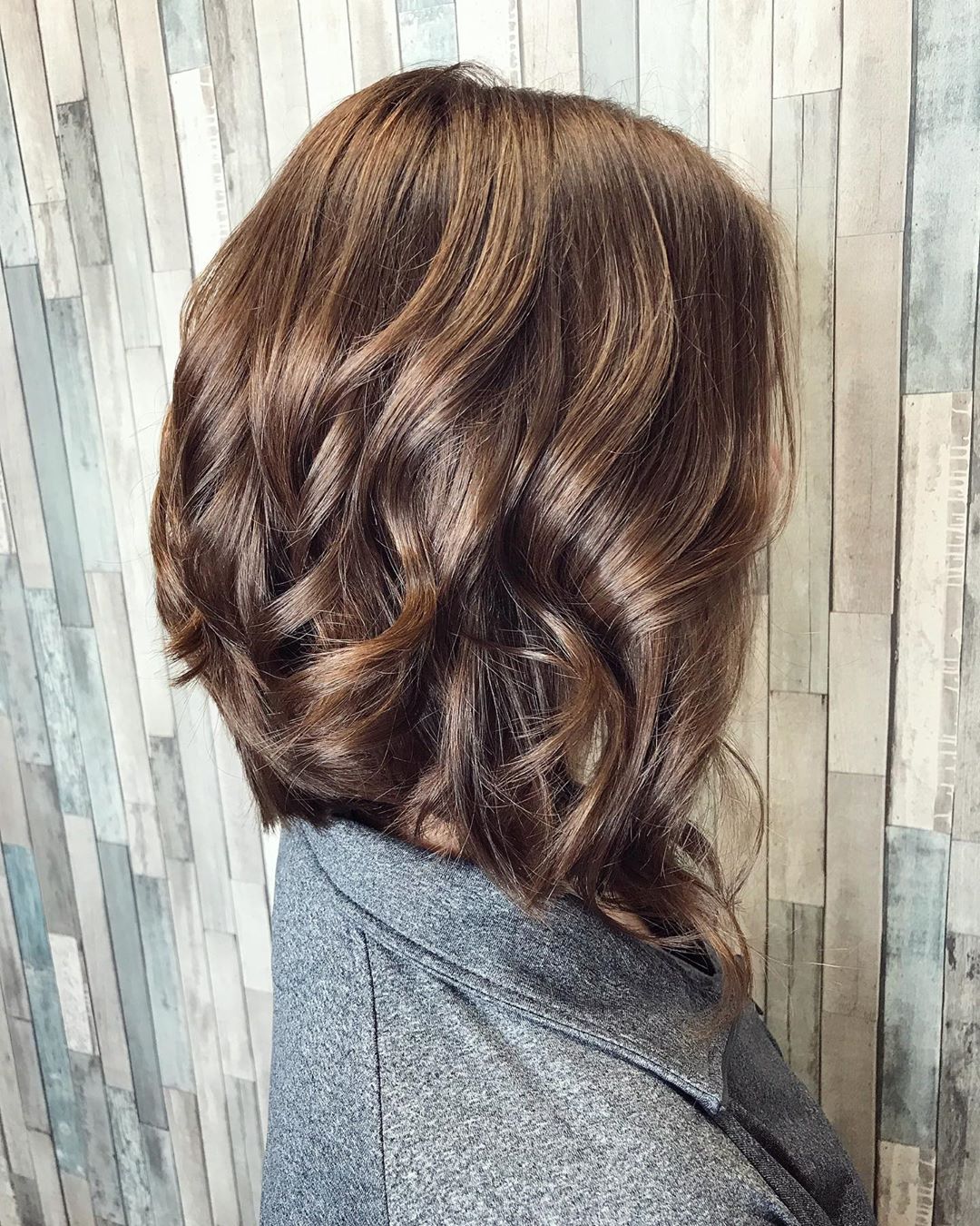 25 Best Medium Inverted Bob Haircut Ideas for Mid-Length Hair