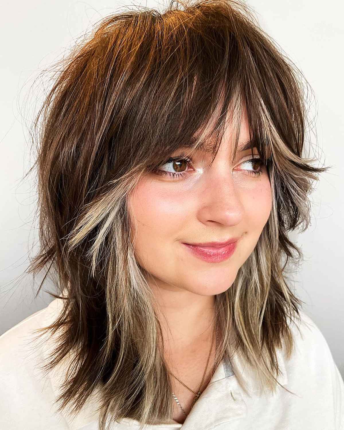 49 Most Requested Shoulder-Length Choppy Haircuts for a Trendy Look