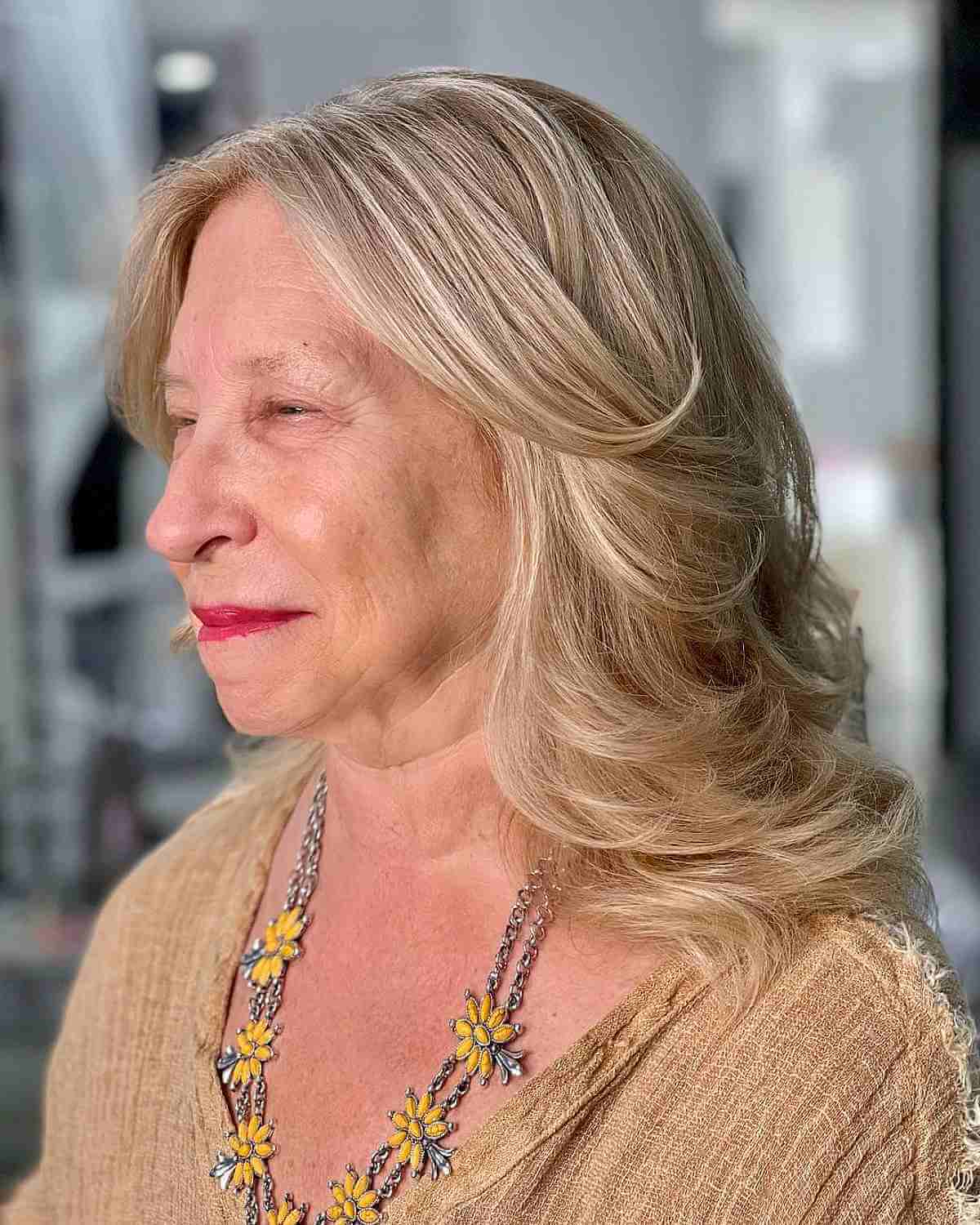 25 Stylish & Easy Medium-Length Hairstyles for Ladies in Their 60s
