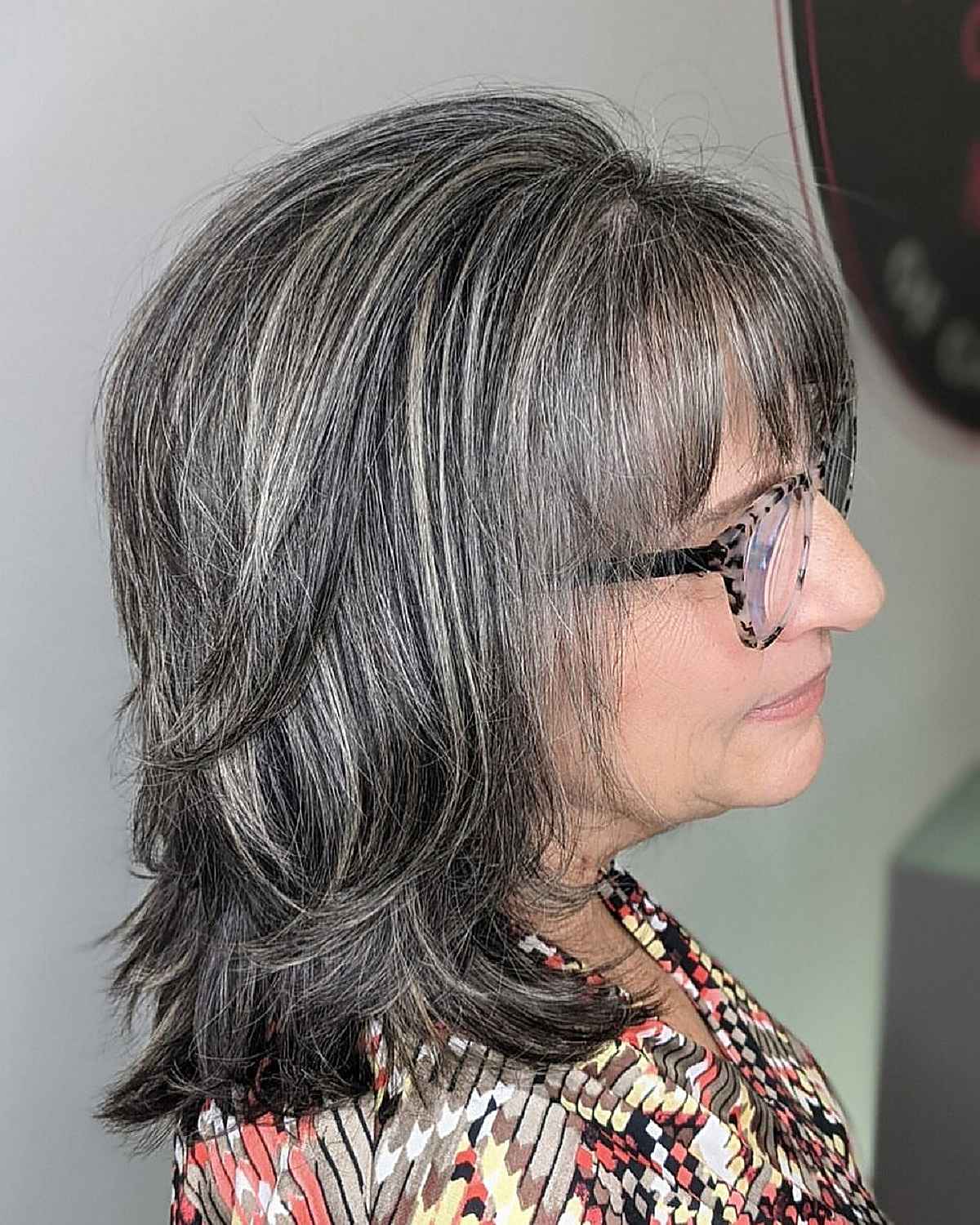 25 Stylish & Easy Medium-Length Hairstyles for Ladies in Their 60s