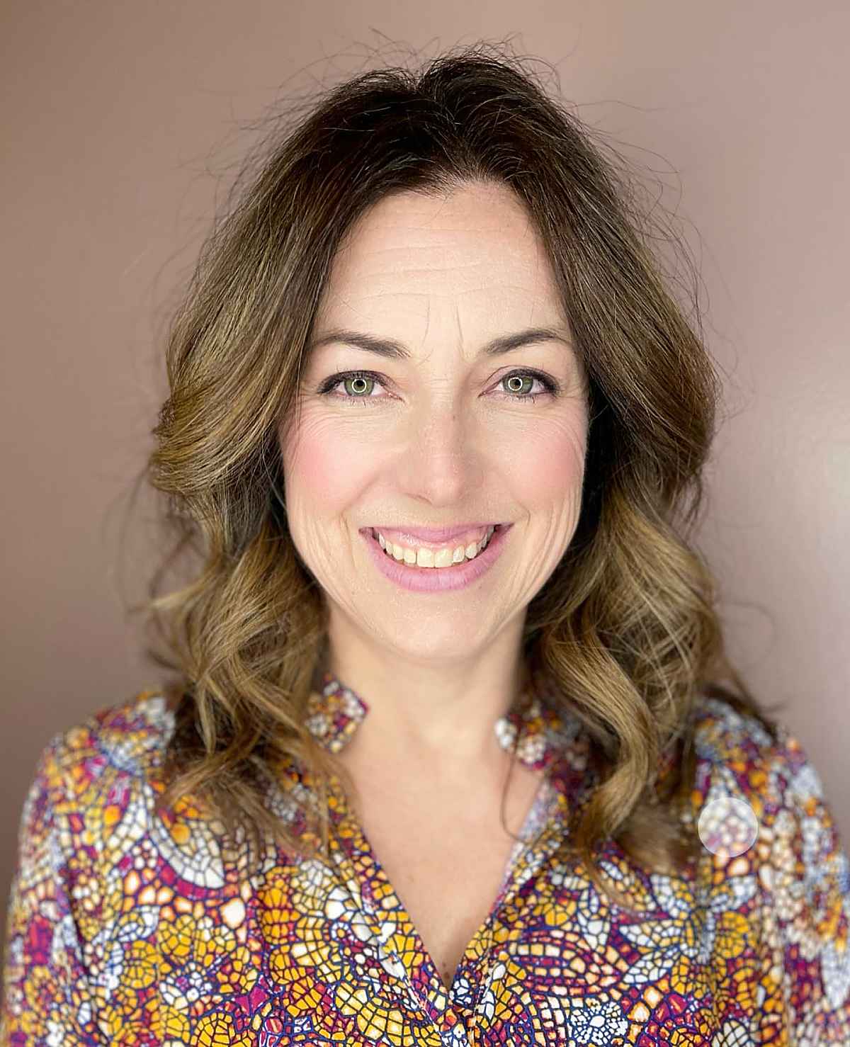 28 Best Ways to Get Long Layers with Medium-Length Hair