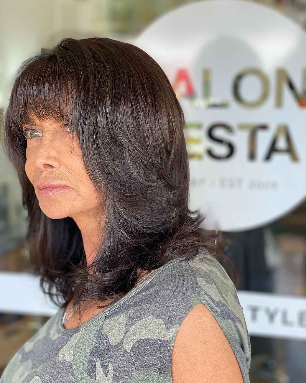 24 Modern Medium Shaggy Hairstyles Women Over 60 Can Pull Off