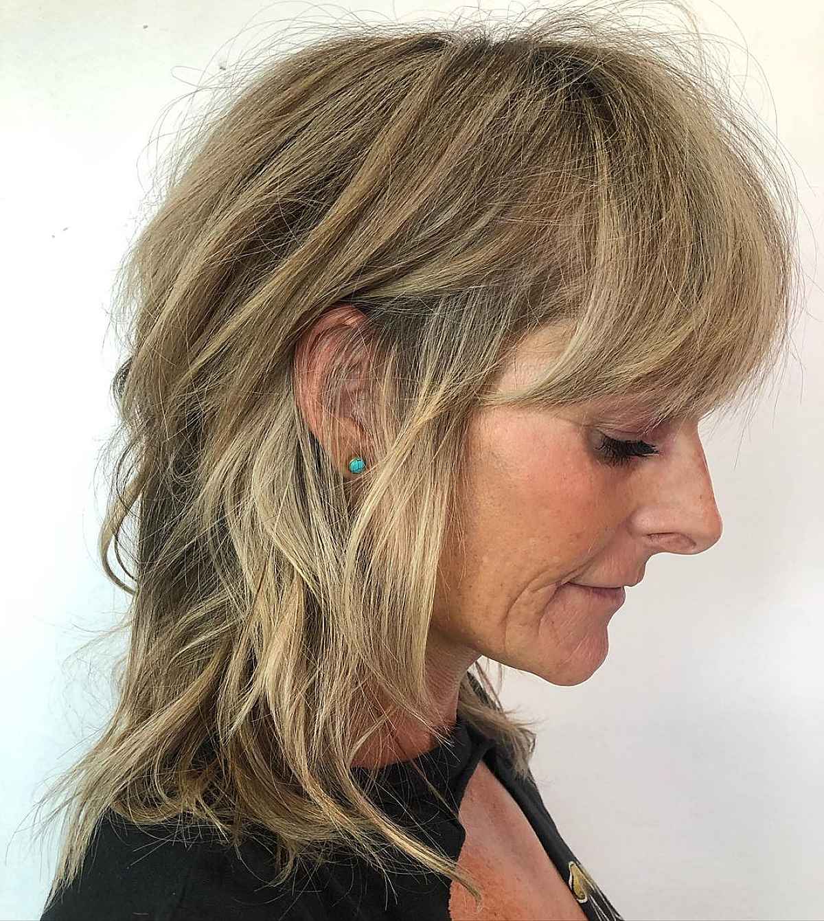 24 Modern Medium Shaggy Hairstyles Women Over 60 Can Pull Off