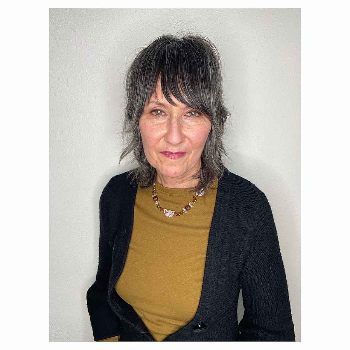 24 Modern Medium Shaggy Hairstyles Women Over 60 Can Pull Off
