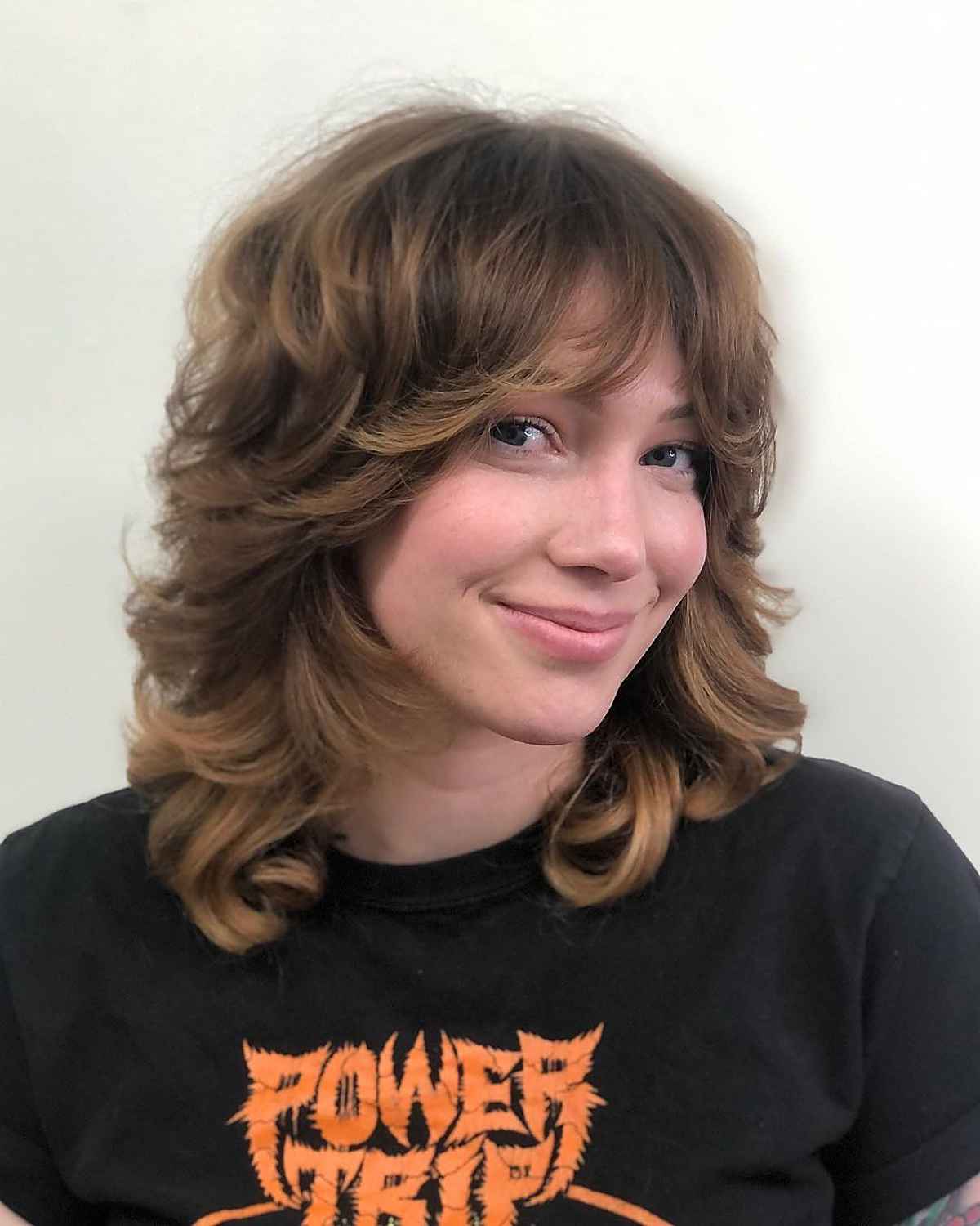 38 Coolest Shoulder-Length Hair with Curtain Bangs You’ve Gotta See