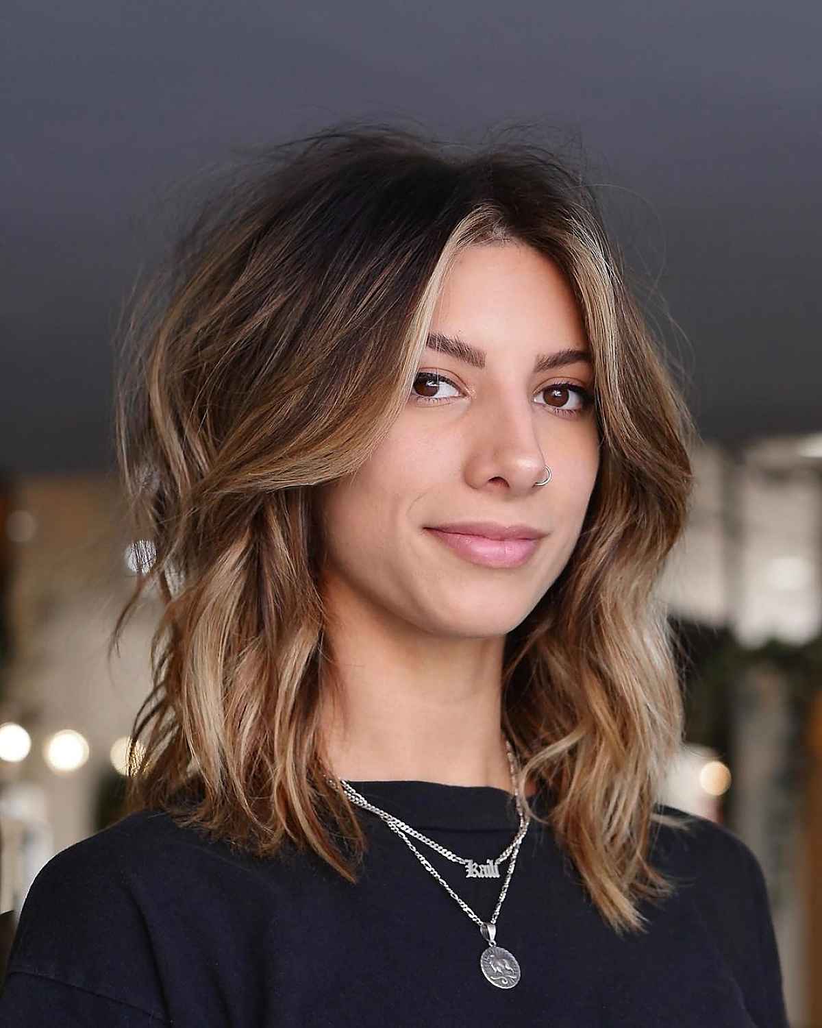 38 Coolest Shoulder-Length Hair with Curtain Bangs You’ve Gotta See