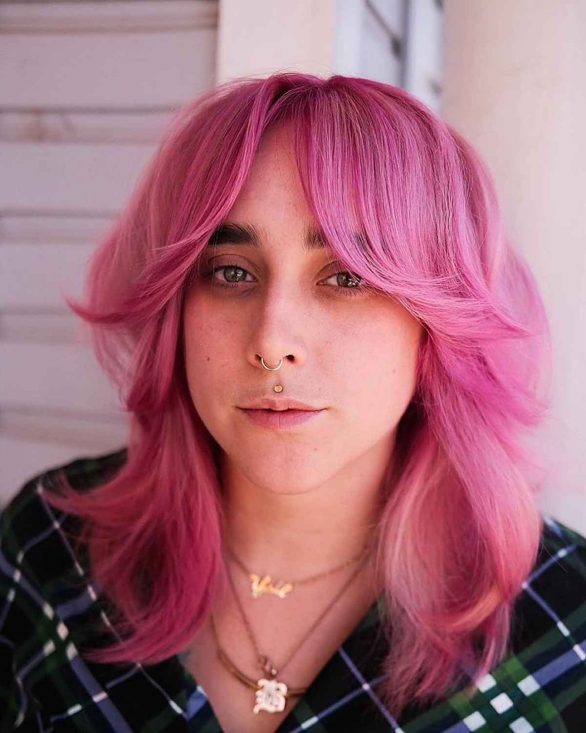 38 Coolest Shoulder-Length Hair with Curtain Bangs You’ve Gotta See