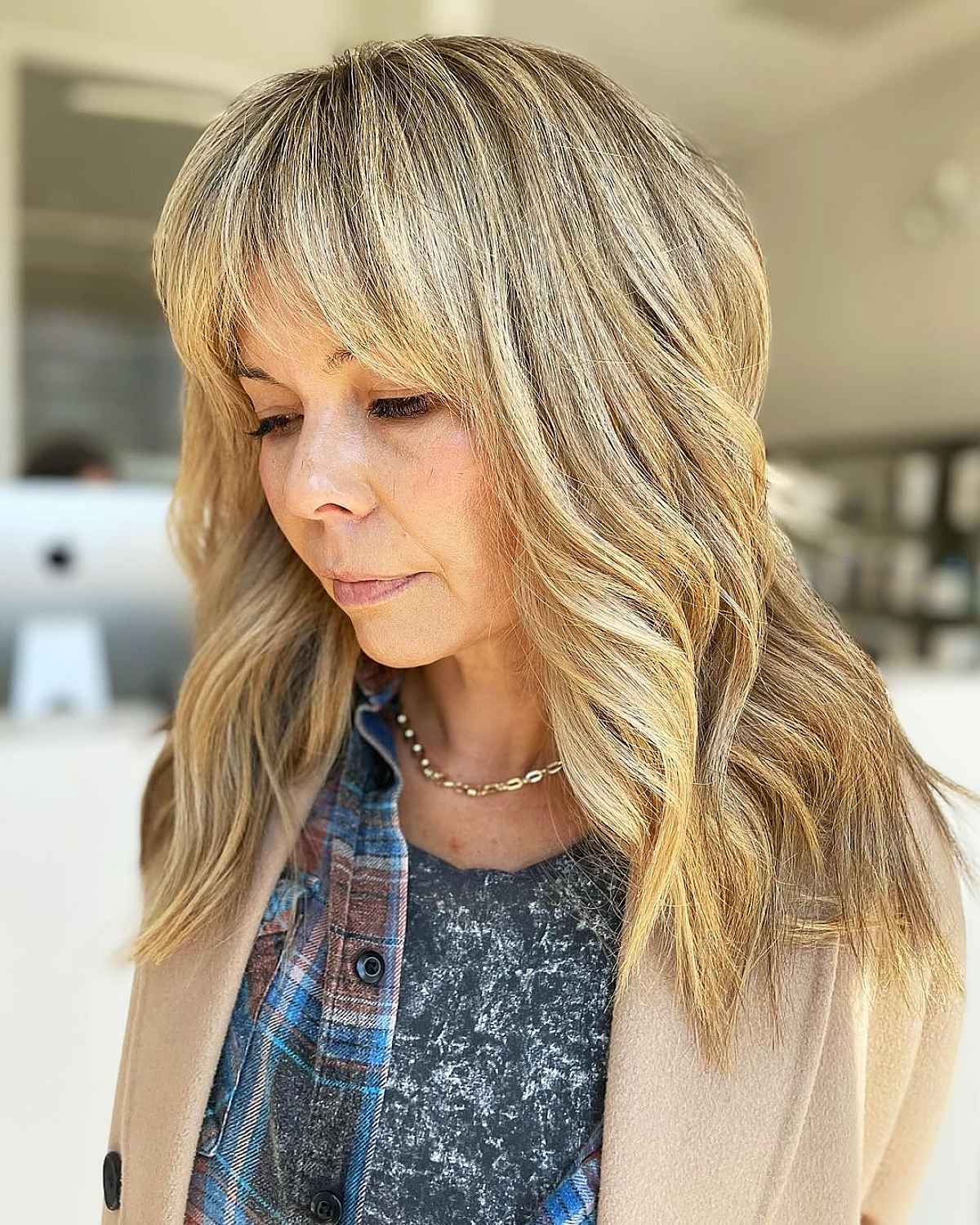 38 Coolest Shoulder-Length Hair with Curtain Bangs You’ve Gotta See