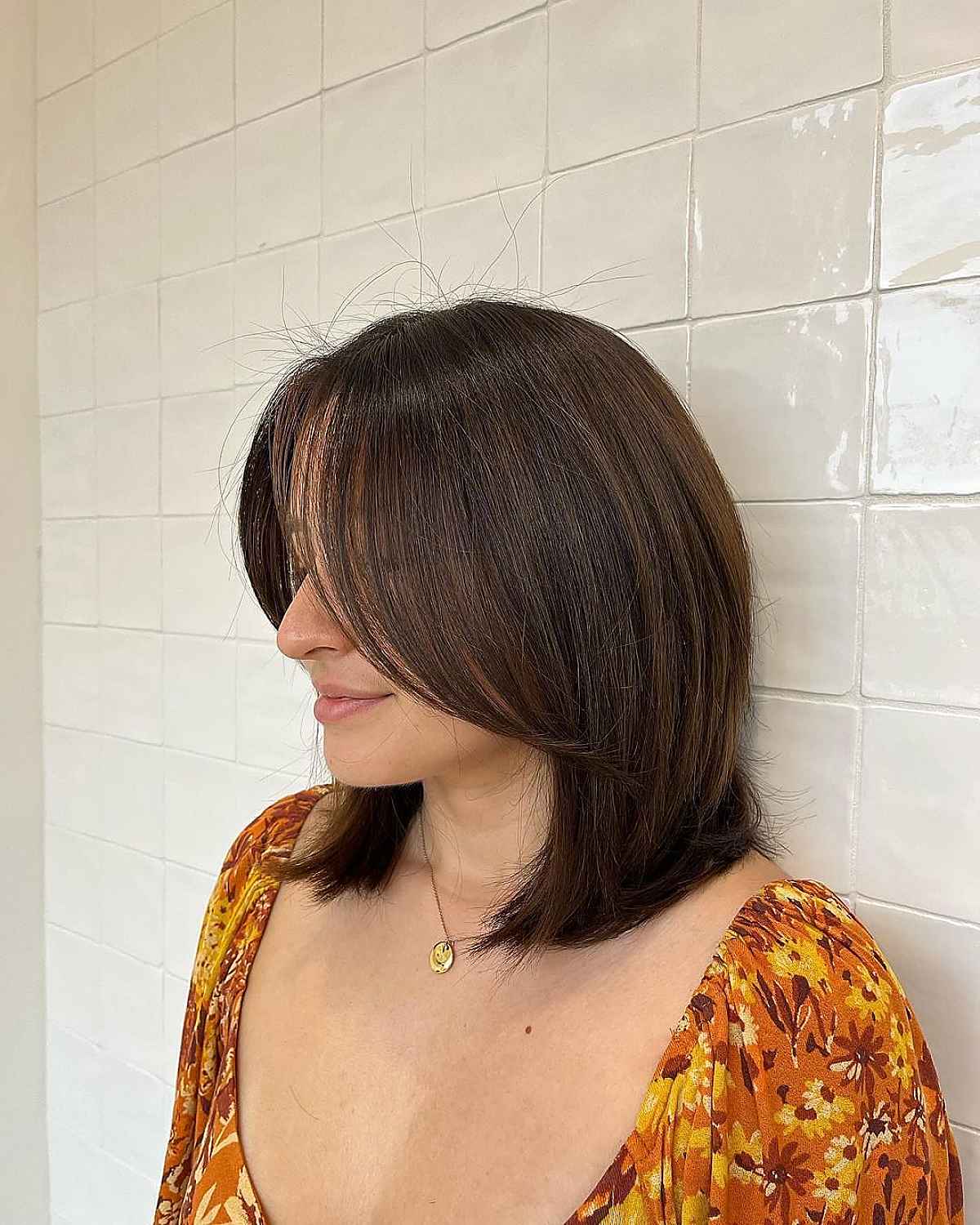 45 Best Ways to Style Shoulder-Length, Straight Hair for a Modern Look