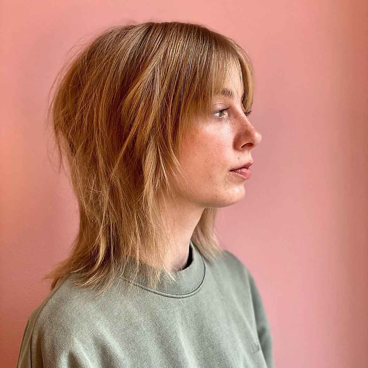 32 Awesome Wolf Cuts for Medium-Length Hair