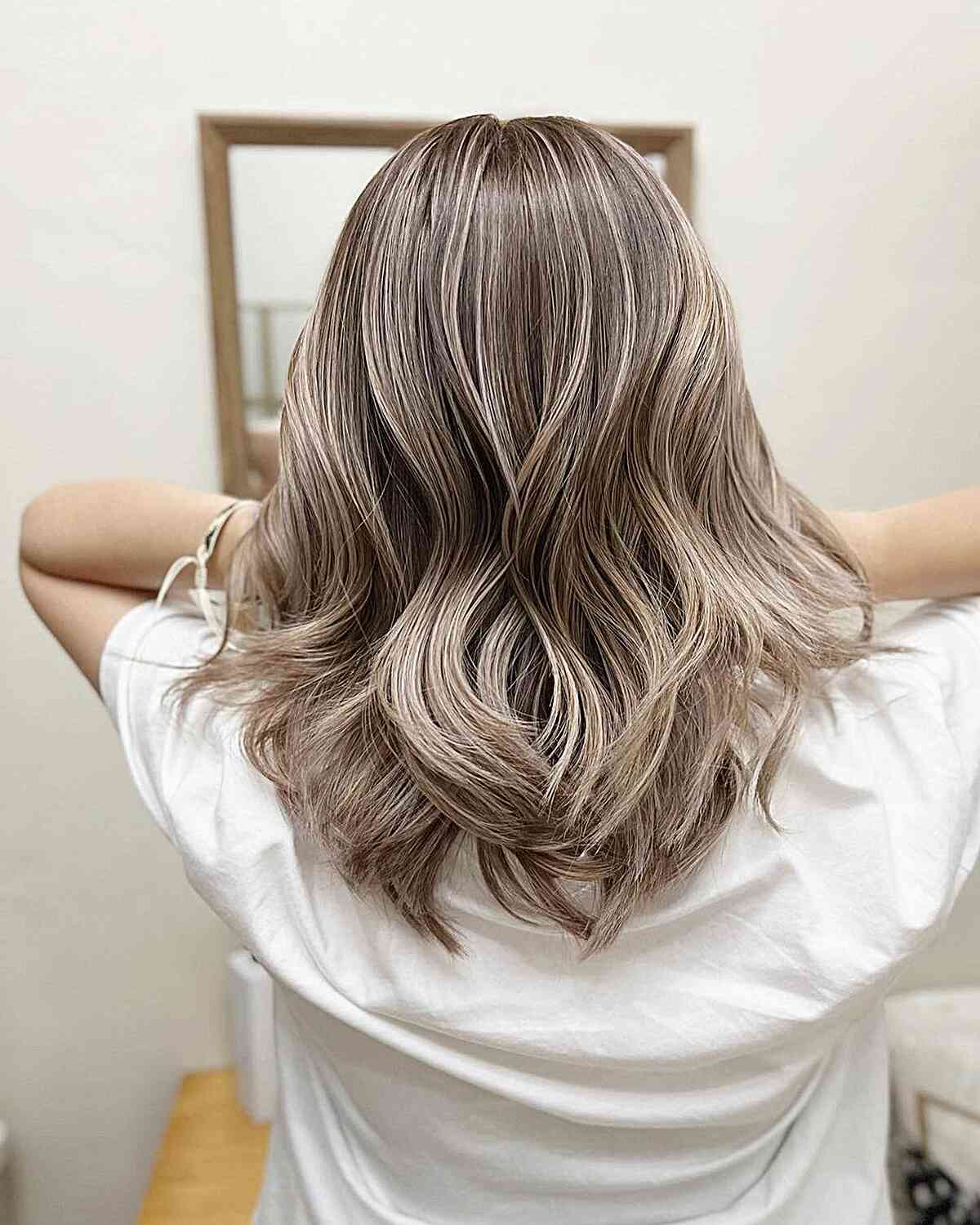 27 Fantastic Ways to Get Balayage on Medium-Length Hair